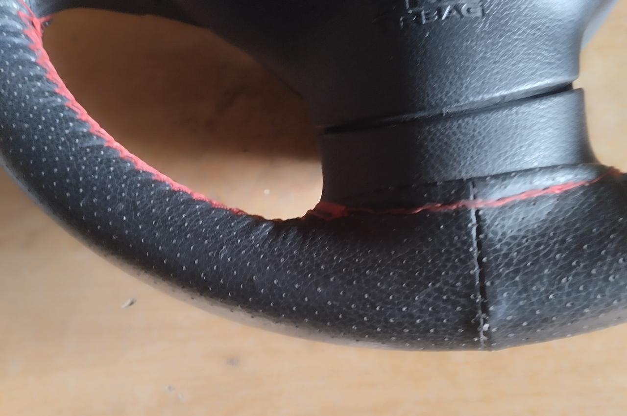 Руль MITSUBISHI I-MIEV HA3W 4400A272XA 2 ракурс Руль MITSUBISHI I-MIEV HA3W 4400A272XA 2 ракурс